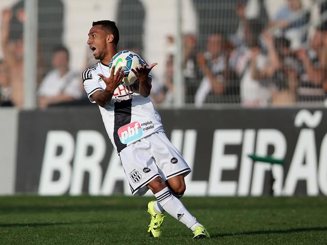 Can Ponte Preta catch Sao Paulo on another off day?